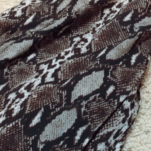 Pants - Picture 2 of 4